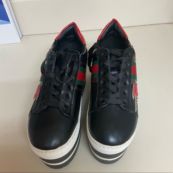 Seniorah Platforms - Picture 2 of 6